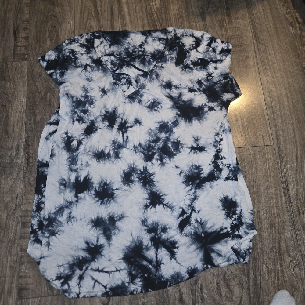 Torrid Tops - Picture 3 of 6